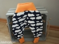 Babyhose fuer jungs hinten. janakoepfchen naehblog. nähen für jungs