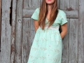 Burda Kleid in mint. JanaKnoepfchen naehen fuer jungs