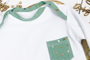 Babyshirt mit Brusttasche genäht. Nähen für Jungs