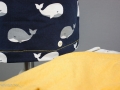 Detail Saum des kurzen selbstgenähten Schlafanzuges für Jungs. JanaKnöpfchen - Nähen für Jungs