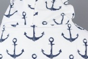 Detail der Halsversäuberungsnaht unterhalb der Kapuze. JanaKnöpfchen