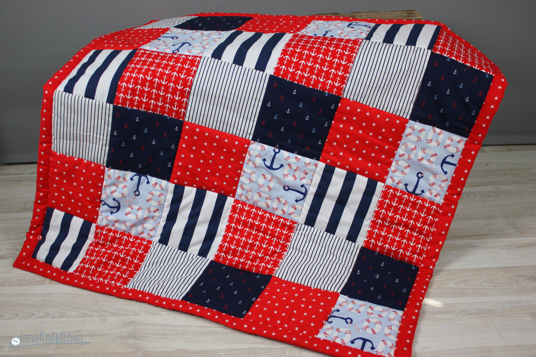 Als Babygeschenk Eine Patchworkdecke Nahen Geschenk Zur Geburt