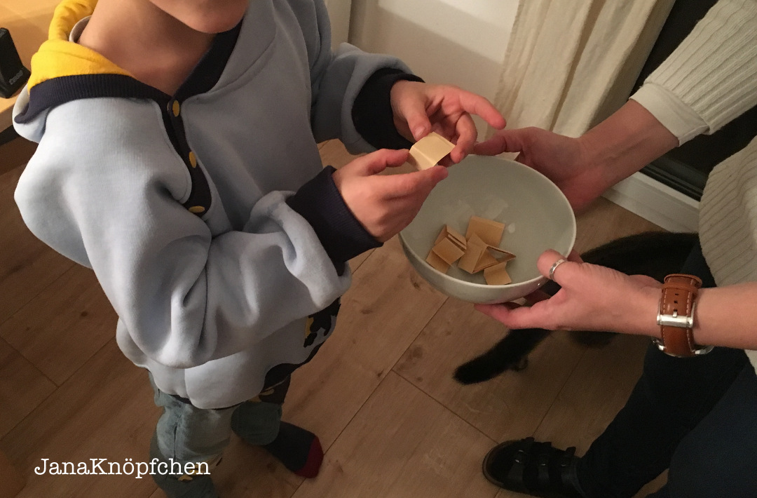 Gewinner des Minionapplikationsset wird gezogen. JanaKnöpfchen. Nähen für Jungs