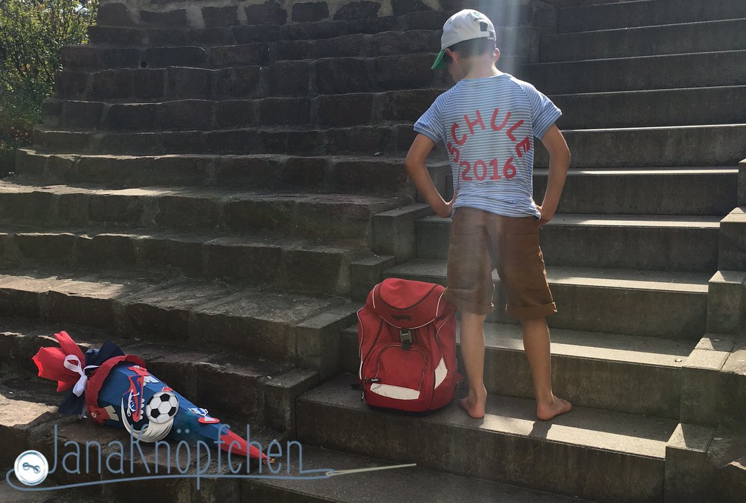 T-Shirt für die Einschulung nähen. JanaKnöpfchen Nähblog. Nähen für jungs