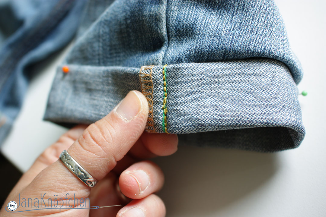 Tutorial Kürzen der Jeans. Umschlag der Jeans festgesteppt. JanaKnöpfchen - Nähen für Jungs