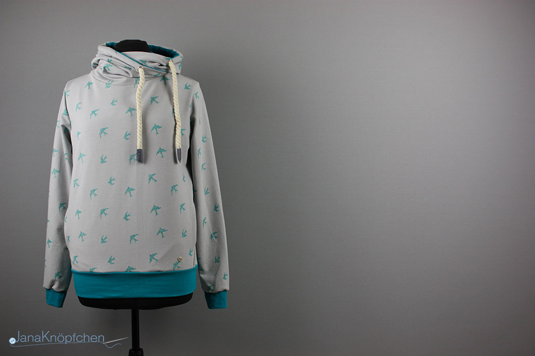 Blogbeitrag Hoodie Lynn Schnittmuster von Pattydoo für Frauen nähen. JanaKnöpfchen - Nähen für Jungs