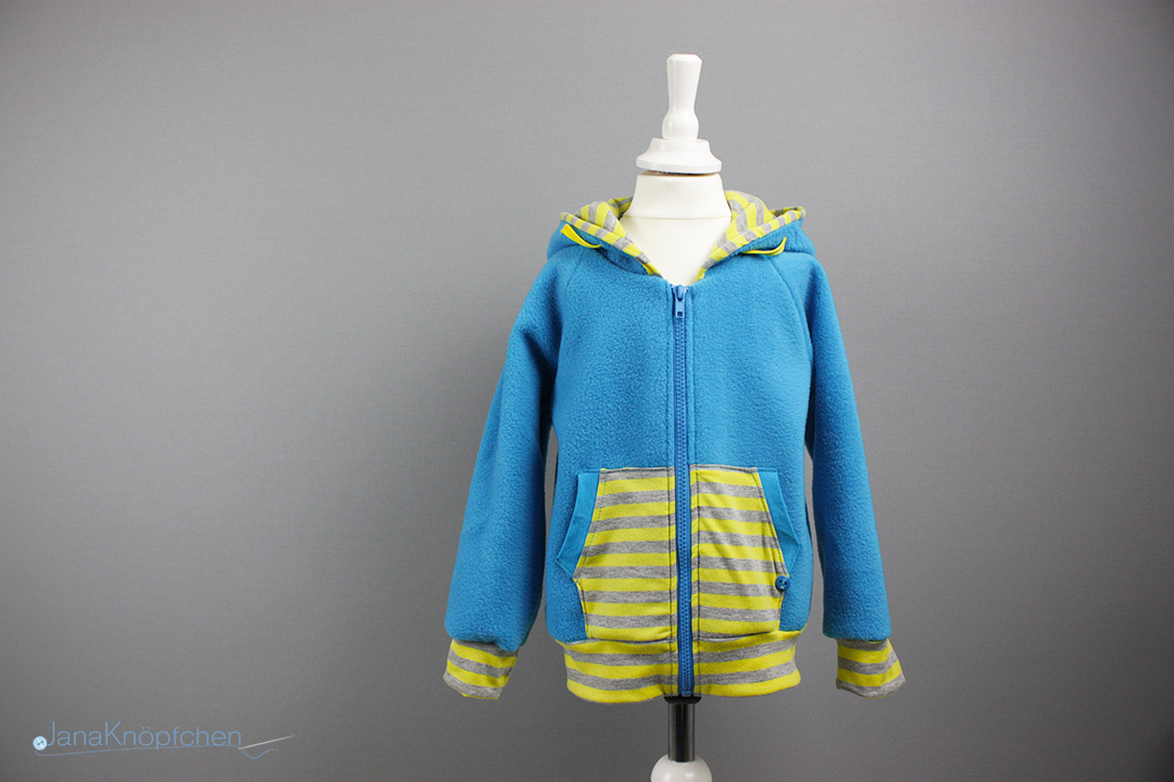 Selbstgenähte Fleecejacke für Jungs. Nähprojekt aus Stoffresten. JanaKnöpfchen - Nähen für Jungs