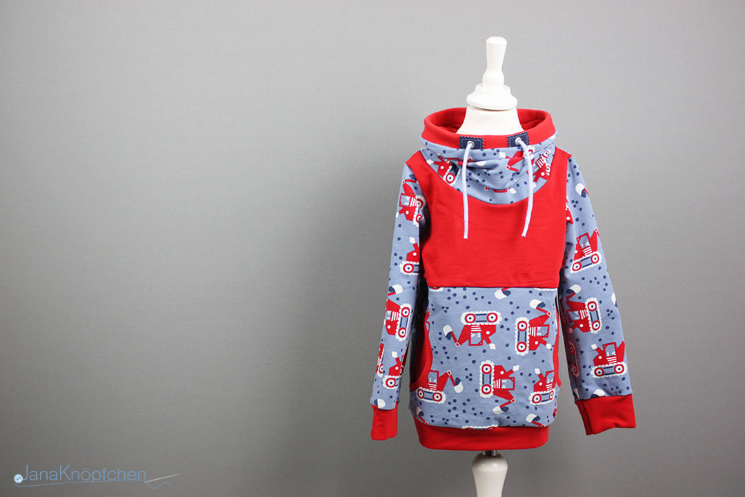 Selbstgenähte Baggerhoodie für kuschlige Herbsttage. JanaKnöpfchen - Nähen für Jungs