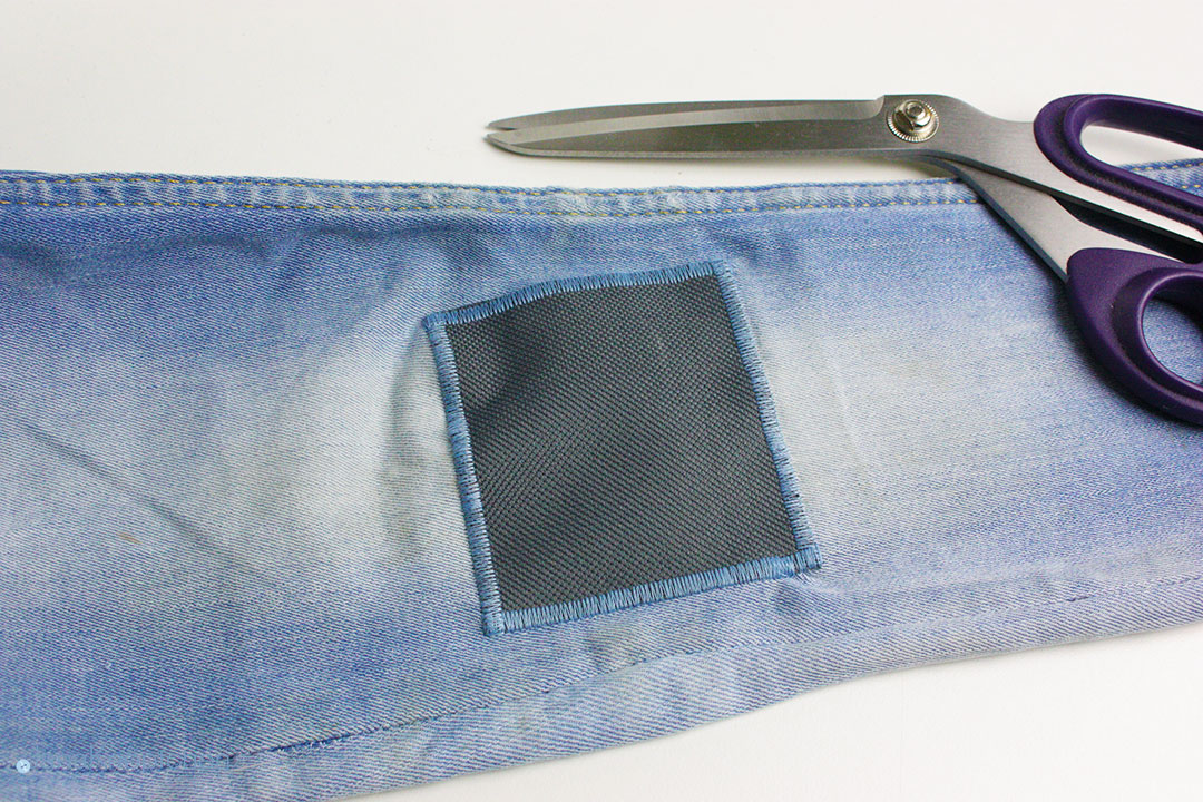 Tutorial wie flicke ich eine Jeans? Flicken auf der Jeans ist festgenäht. JanaKnöpfchen - Nähen für Jungs