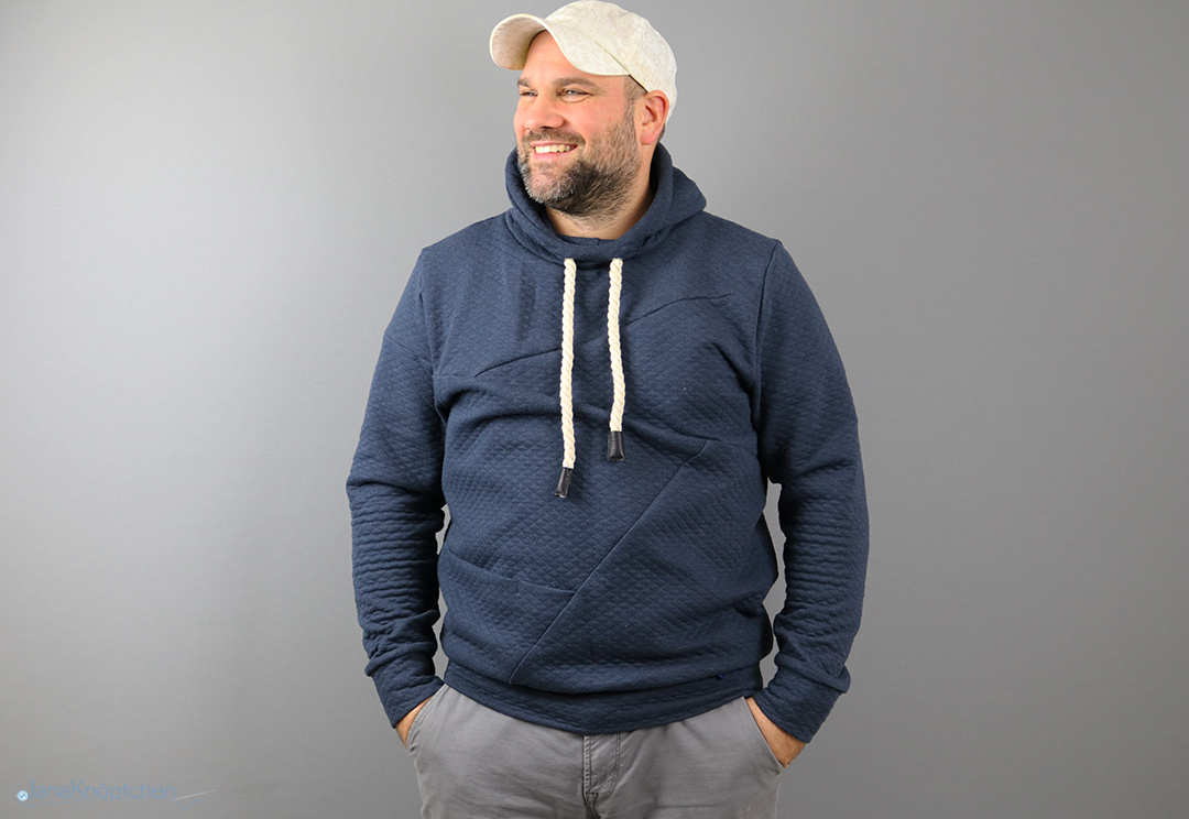 12ausdemstoffregal Steppsweat Hoodie für Männer genäht. JanaKnöpfchen - Nähen für Jungs.
