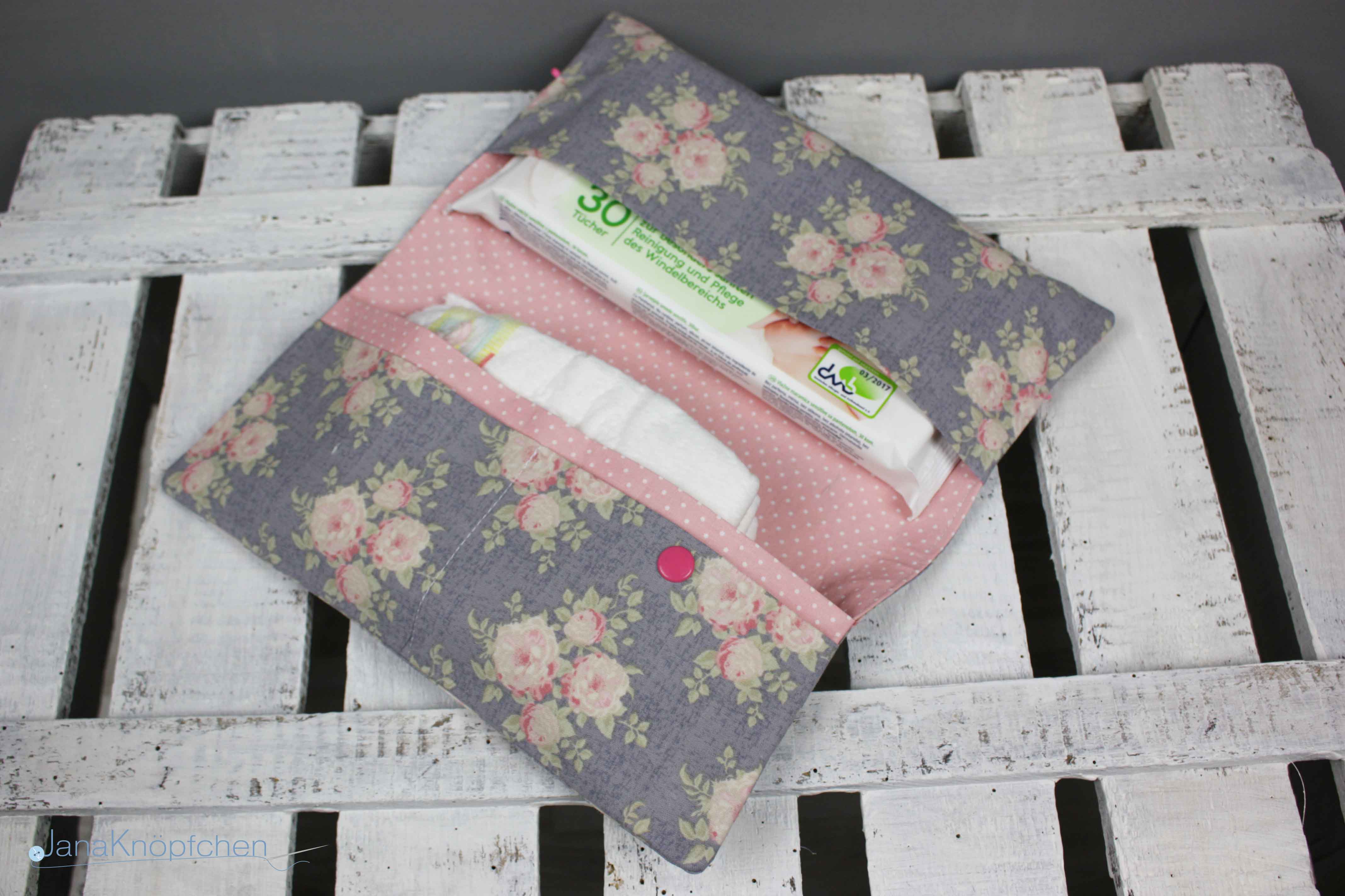 Offene Windeltasche Rosen ein schönes Geschenk zur Geburt. Windeln und Feuchttücher immer dabei, klein in der Handtasche. JanaKnöpfchen