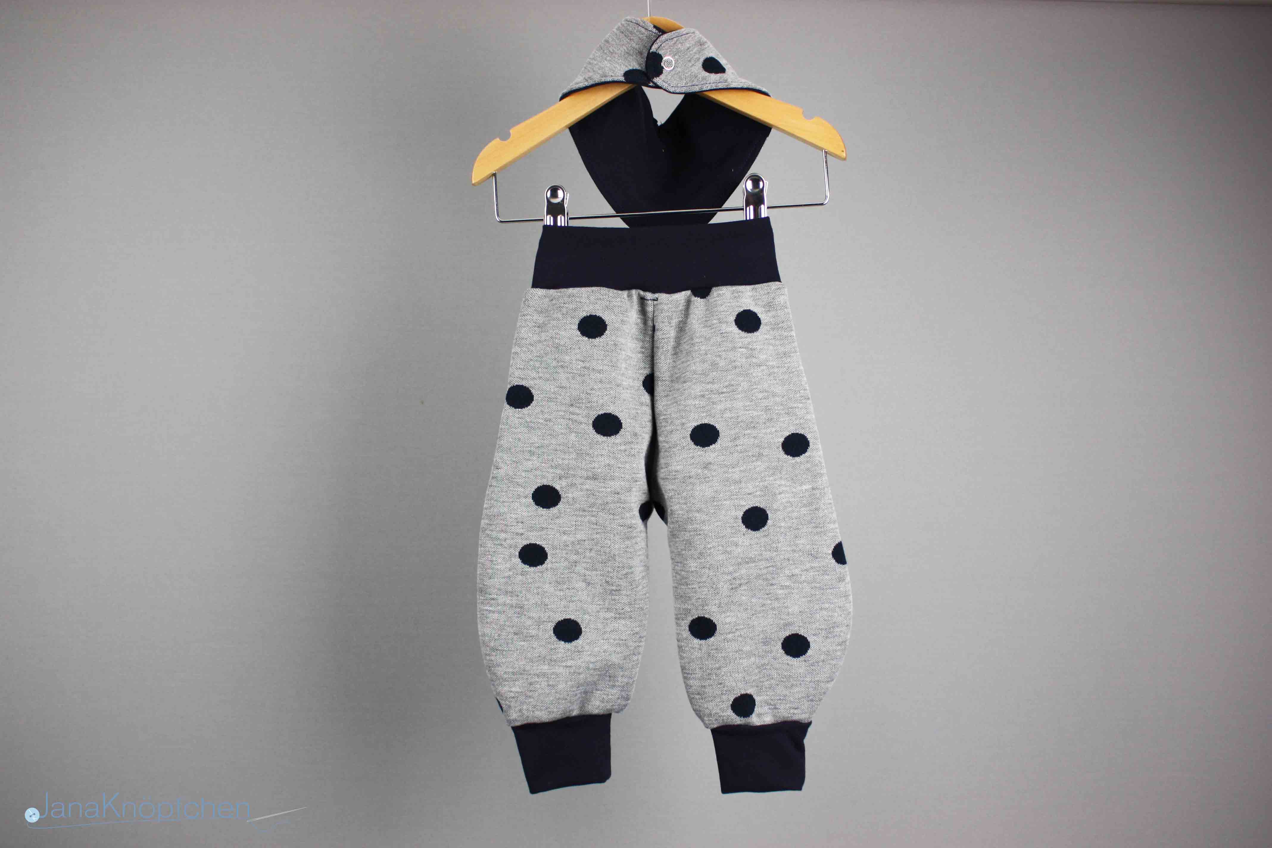 Babyset - Pumphose mit Tuch Gr. 62 als Geschenk zur Geburt. JanaKnöpfchen