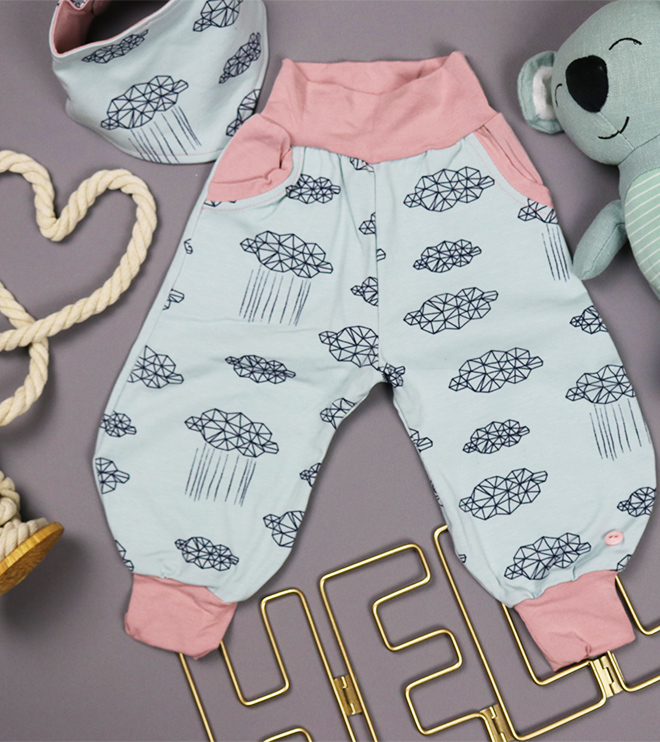 Babyset Wolkenhose mit Tuch für Mädchen - Gr. 62. JanaKnöpfchen