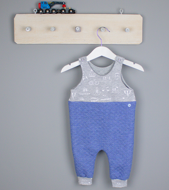 Handmade Babystrampler Gr. 62 für Jungs - Fahrzeuge. JanaKnöpfchen-Shop. Selbstgenähte Baby- und Kinderkleidung