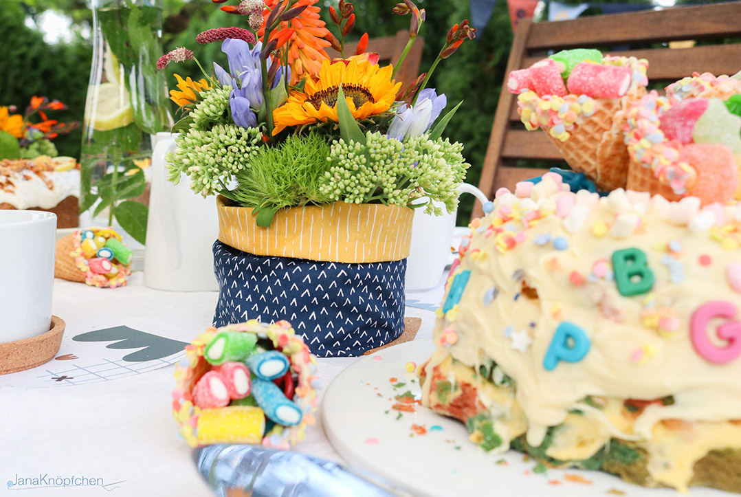 Blumendeko für die Einschulung eines Jungen. JanaKnöpfchen - Nähen für Jungs