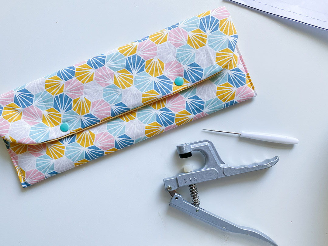 Tutorial Urlaubstipp Messertasche nähen. Tasche fertig. JanaKnöpfchen - Nähen für Jungs