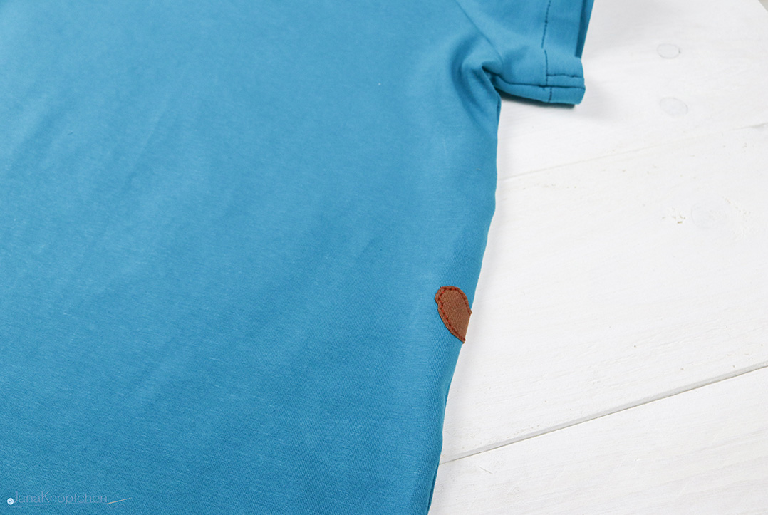 Detail der Ritterapplikation auf Rückseite des Shirts. JanaKnöpfchen - Nähen für Jungs
