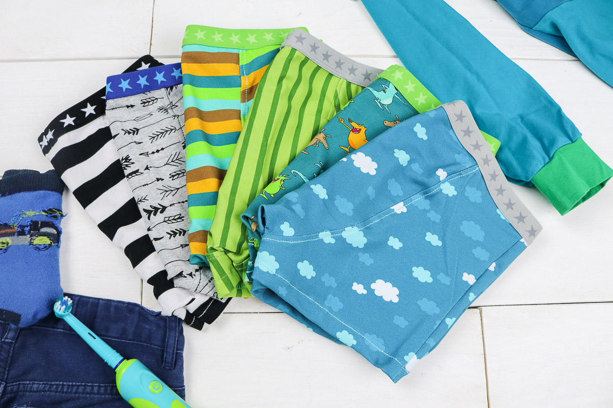 Selbstgenähte Boxershorts für Jungs. JanaKnöpfchen - Nähen für Jungs