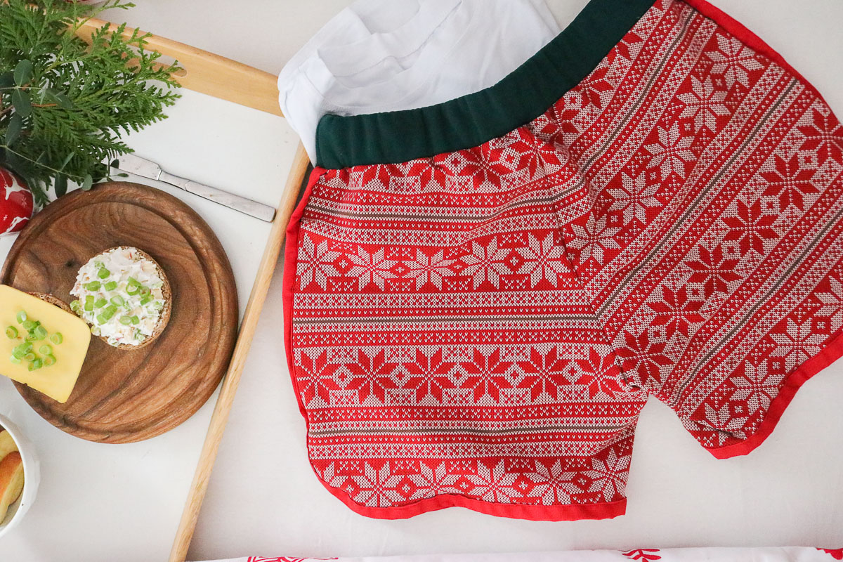 Rückseite der selbstgenähten Shorts. JanaKnöpfchen - Nähen für Jungs