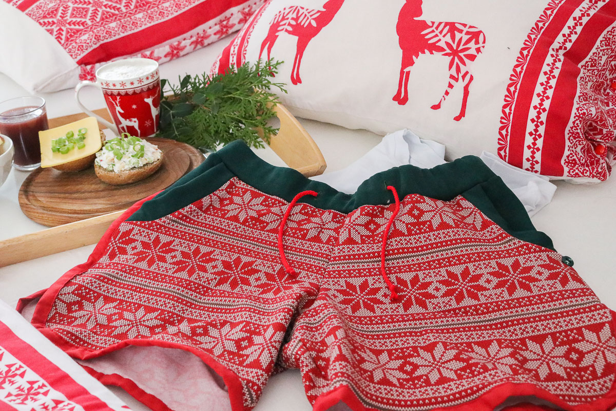 Weihnachtsshorts aus French Terry mit Norwegermuster genäht. JanaKnöpfchen - Nähen für Jungs