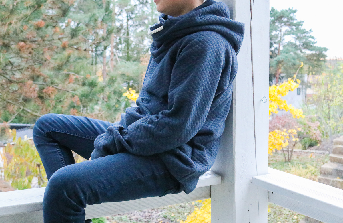 Blogbeitrag Hoodie aus Wabensweat nähen. JanaKnöpfchen - Nähen für Jungs